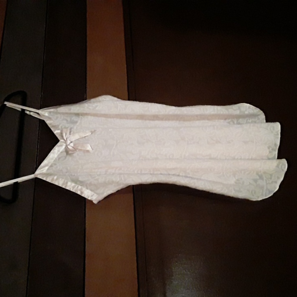 1X Pink Just For Women Girly, Flirty Gorgeous Lingerie Nightgown - Picture 11 of 15